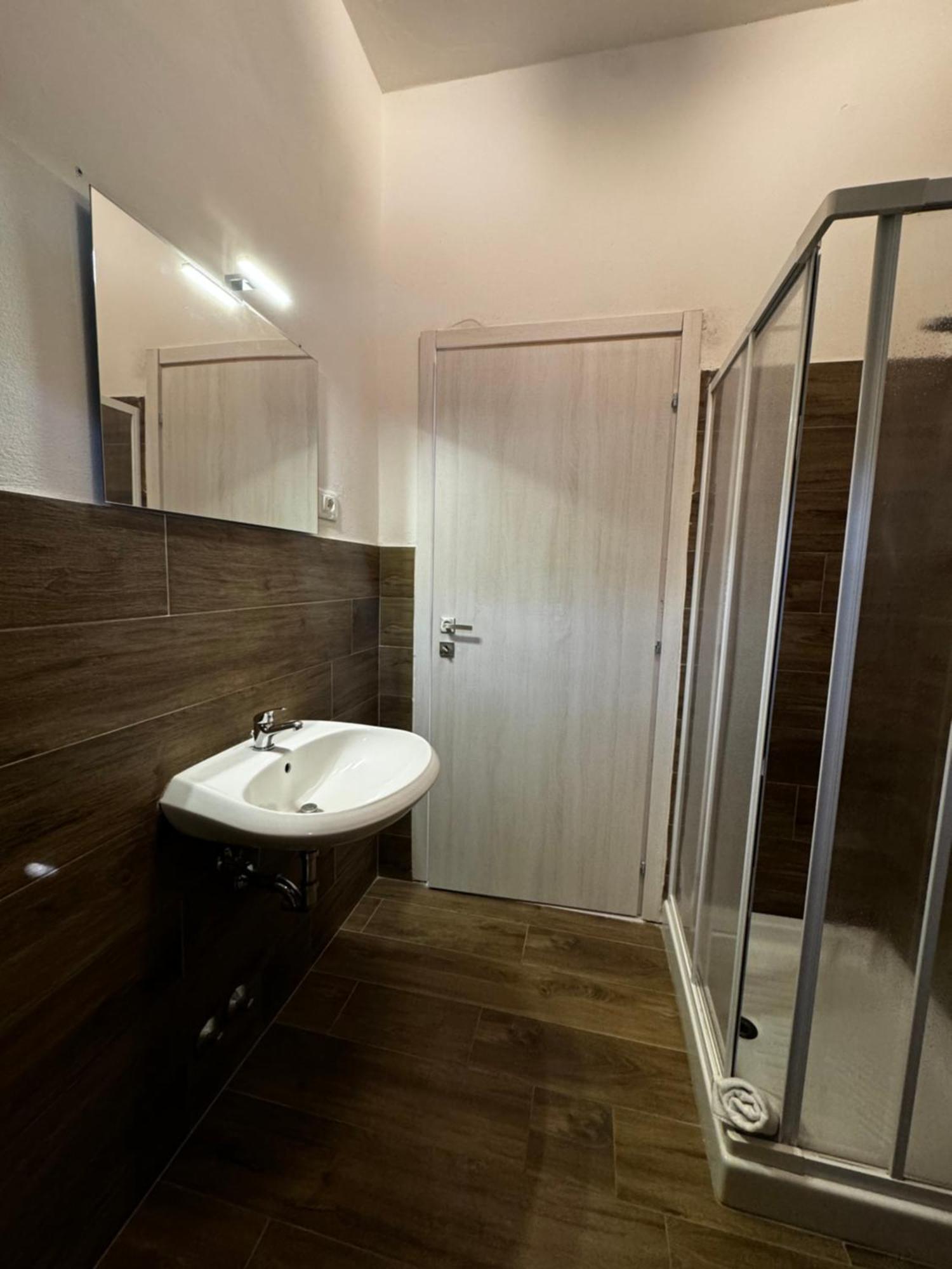 Hotel The Flash - Venturina Terme Rum bild